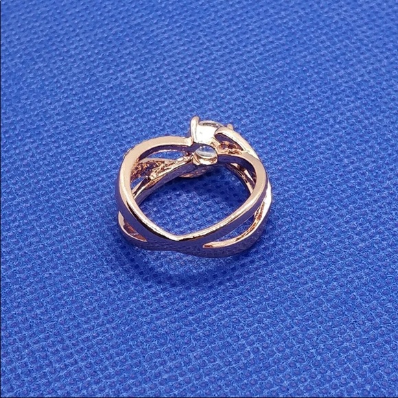 2CTW ROSE GOLD FILLED twisted crystal CZ ring - Picture 4 of 6